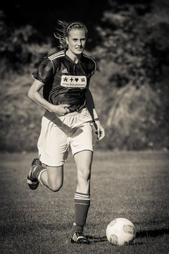 Bild 3266 - Frauen TSV Gnutz - TuS Heidm�hlen : Ergebnis: 2:2